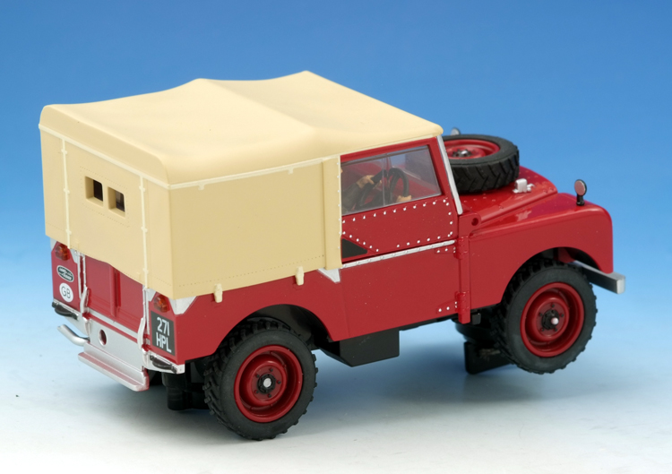 SCALEXTRIC Land Rover series red